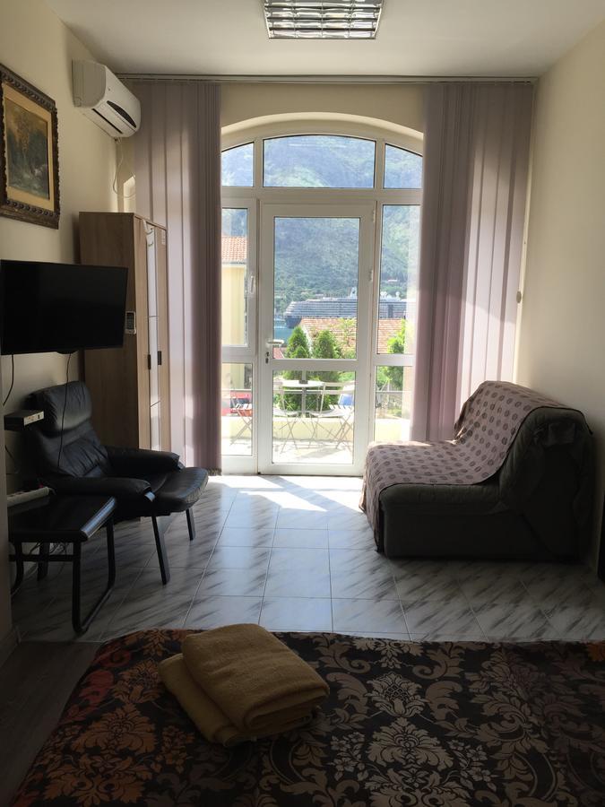Art Guesthouse Kotor Exterior photo